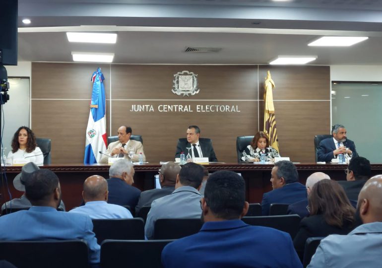 JCE otorga plazo de 48 horas a los partidos para subsanar posibles errores en alianzas