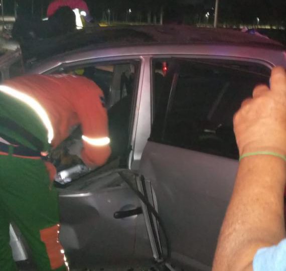 911 desplegó ocho unidades de respuesta en accidente de la autovía del Coral