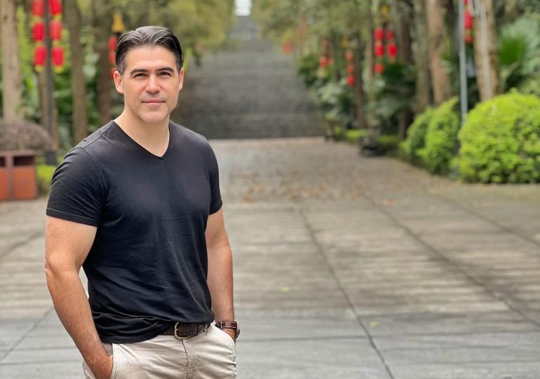 José Guillermo Cortines protagoniza la obra teatral “¡¿Feo yo?!”
