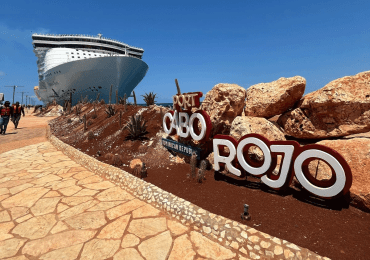 Oasis of the Seas llega al puerto de Cabo Rojo, en Pedernales