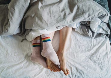 ¿Sabías que dormir con calcetines puede ayudarte a conciliar el sueño más rápido?