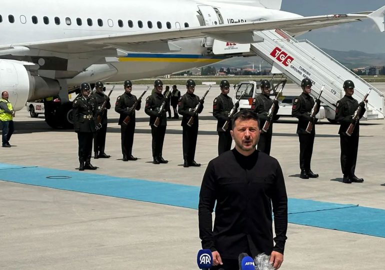 Zelenskyy envía delegación a Estambul para retomar diálogo con Rusia