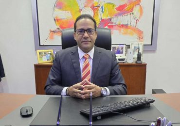 Salvador Holguín rechaza ley mordaza y defiende libertad en redes