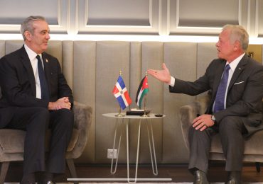 Video | Presidente Abinader y el Rey de Jordania sostienen reunión bilateral